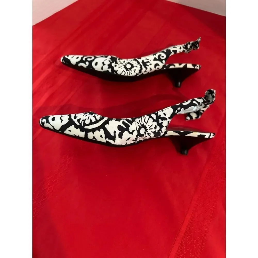 Anne Klein Iflex Black/White Floral Slingback Kitten Heel Pumps w/Bows